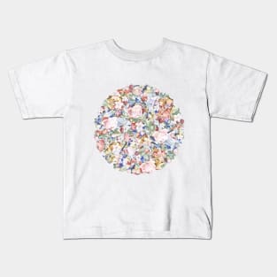 A botanical pattern with flowers, leaves, berries and dragonflies Kids T-Shirt